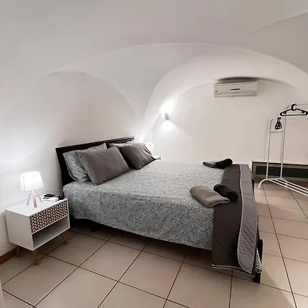Vanedda House * Catania