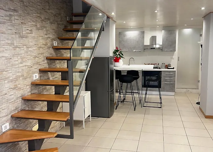 Vanedda House شقة كاتانيا