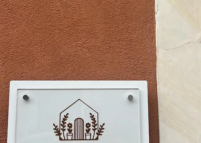 Vanedda House شقة